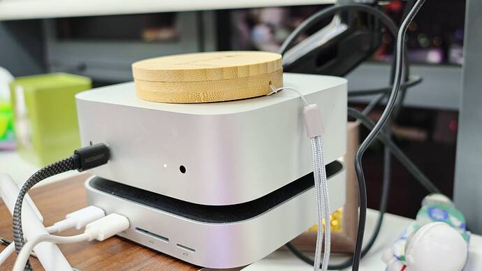 Mac mini 原始实拍